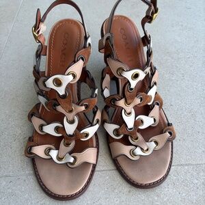Coach sandals size us 8